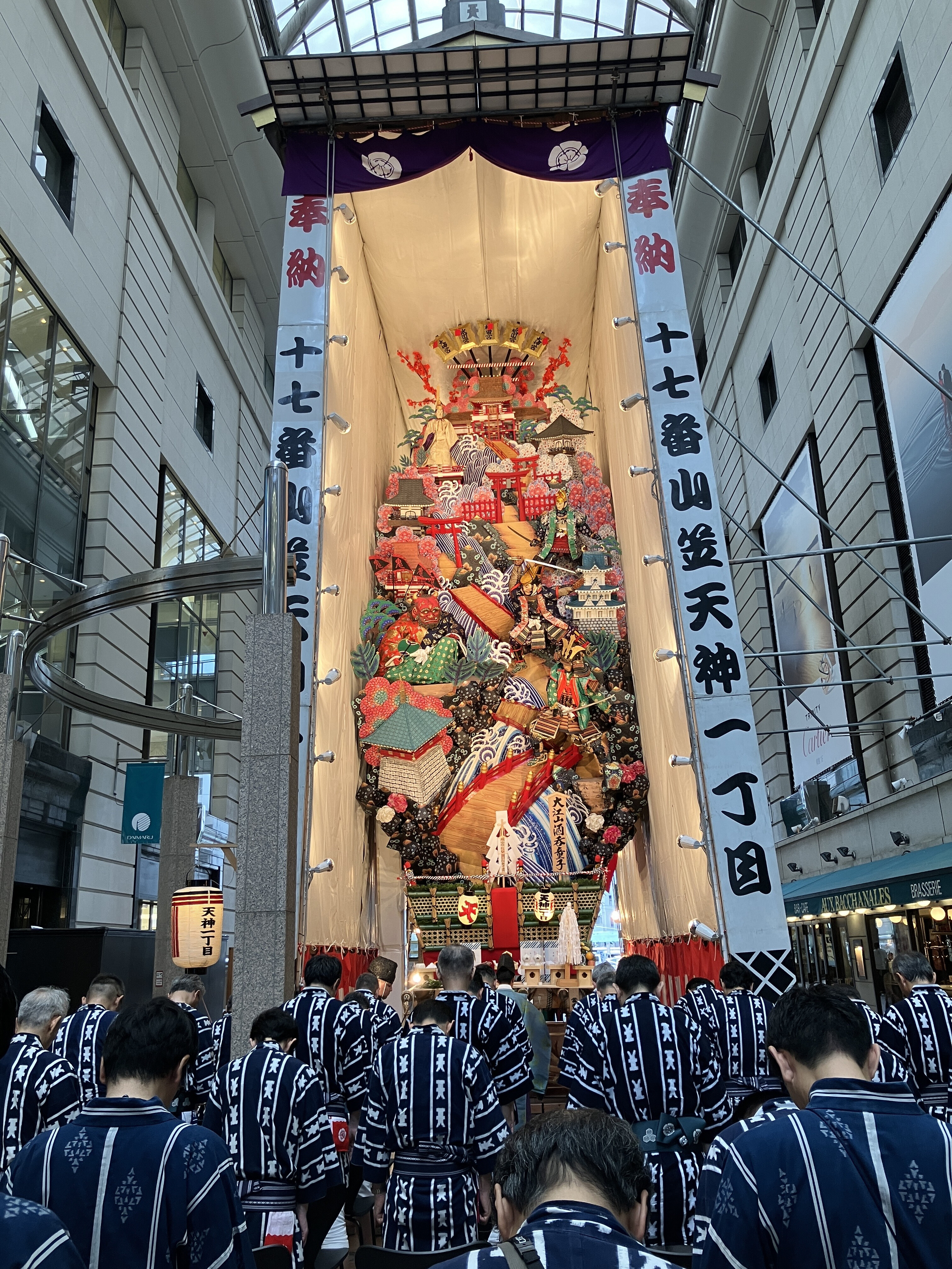 第7弾【オイサ！パサージュ広場山笠通信】十七番山笠　天神1丁目　御神入れ
