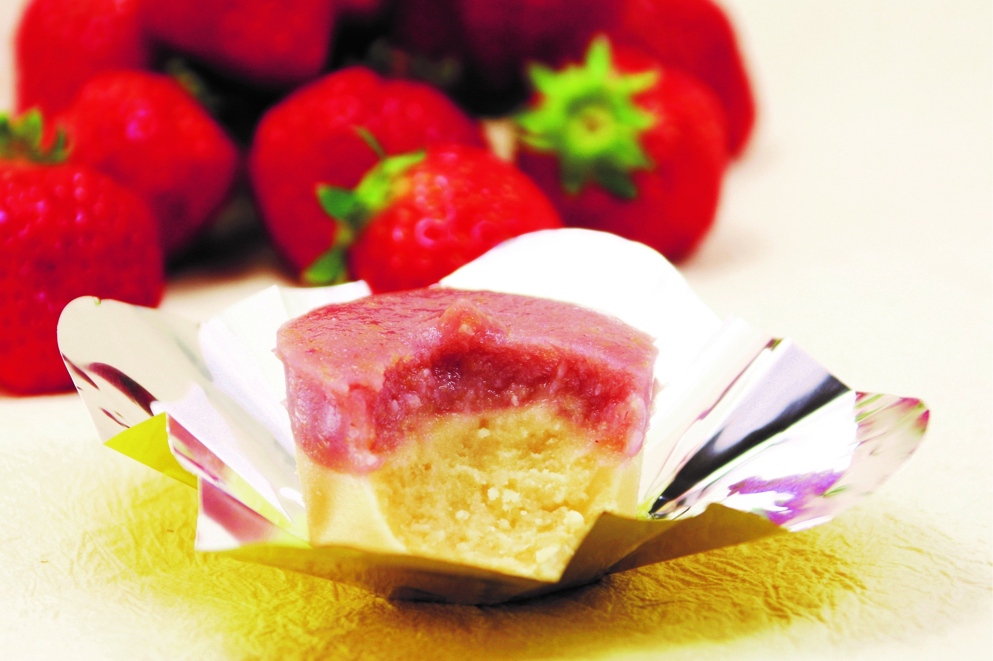【季節限定】唐芋レアケーキ　ストロベリー販売中🍓