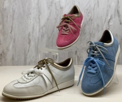 人気木型のスニーカーのご紹介