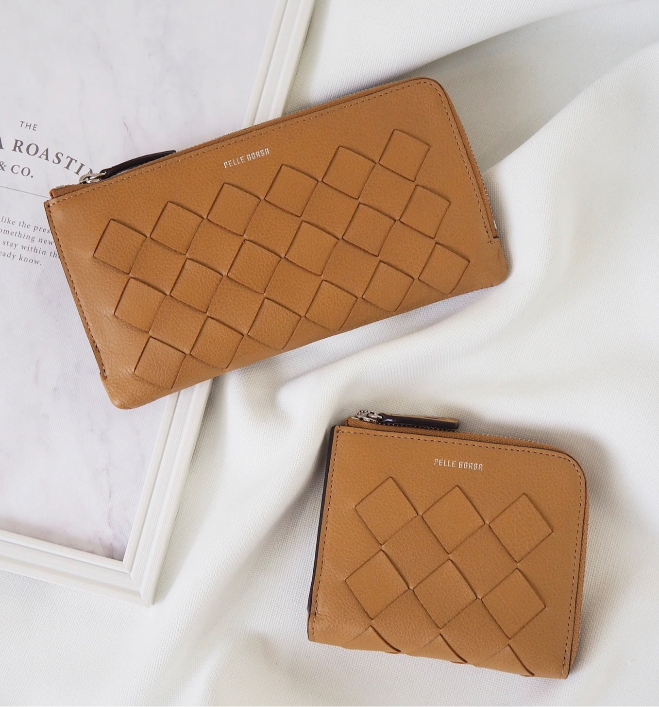 【PELLE BORSA】👜👛NEW!コンパクトサイズ!編み込みレザーのお財布