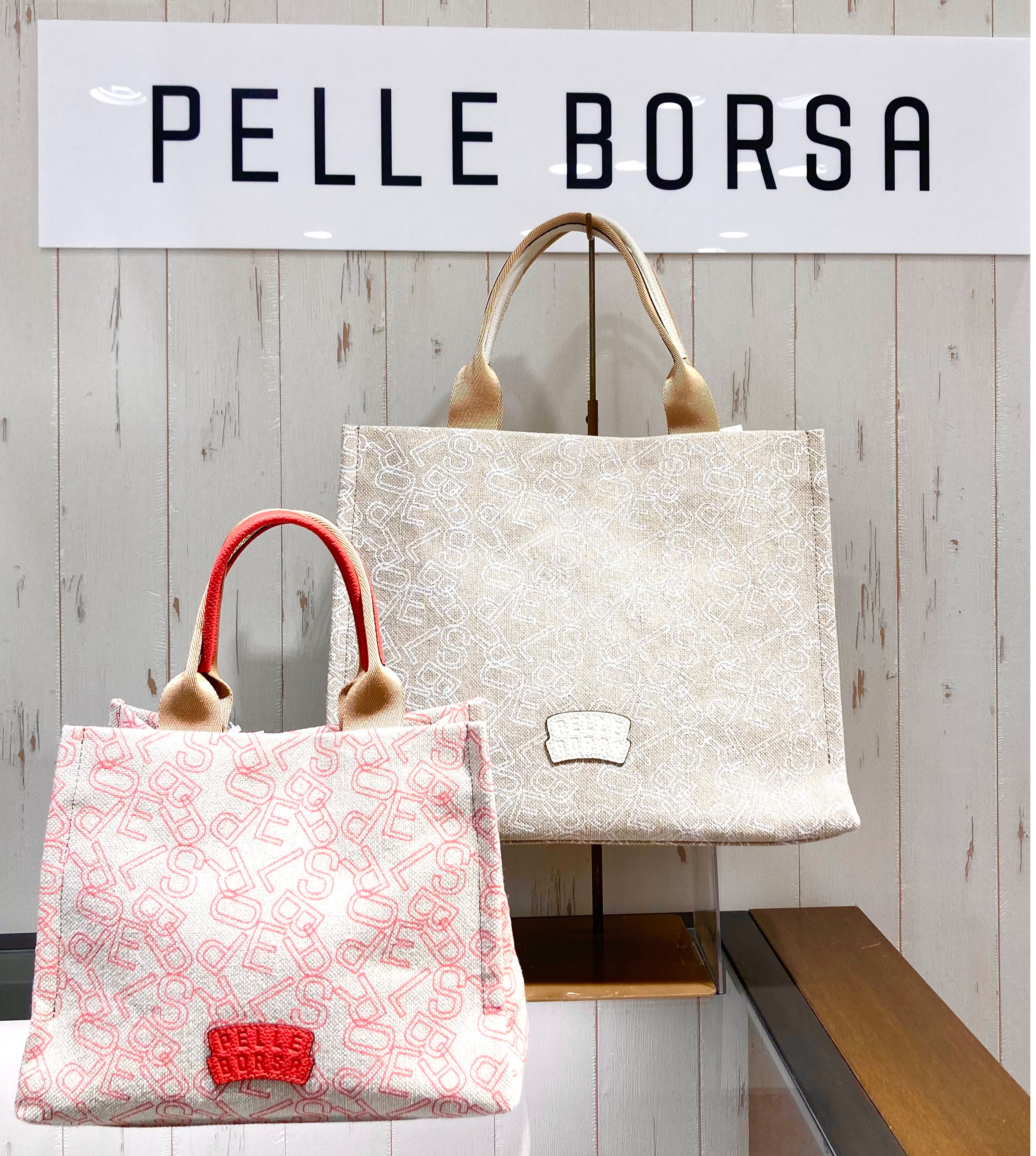 【PELLE BORSA】👜👛コットンリネンの大・小トートバッグが入荷しました！