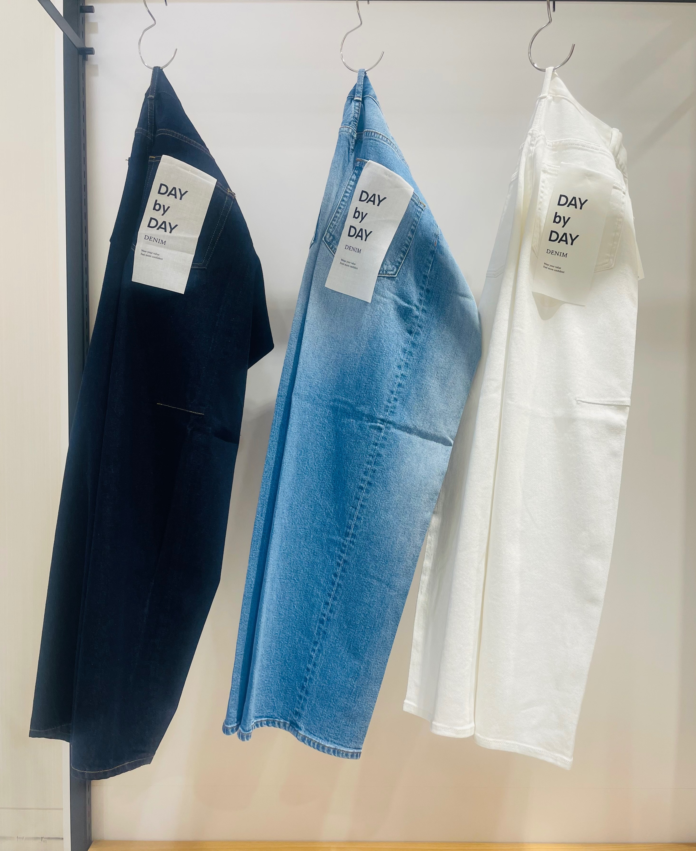 新作デニム入荷　　