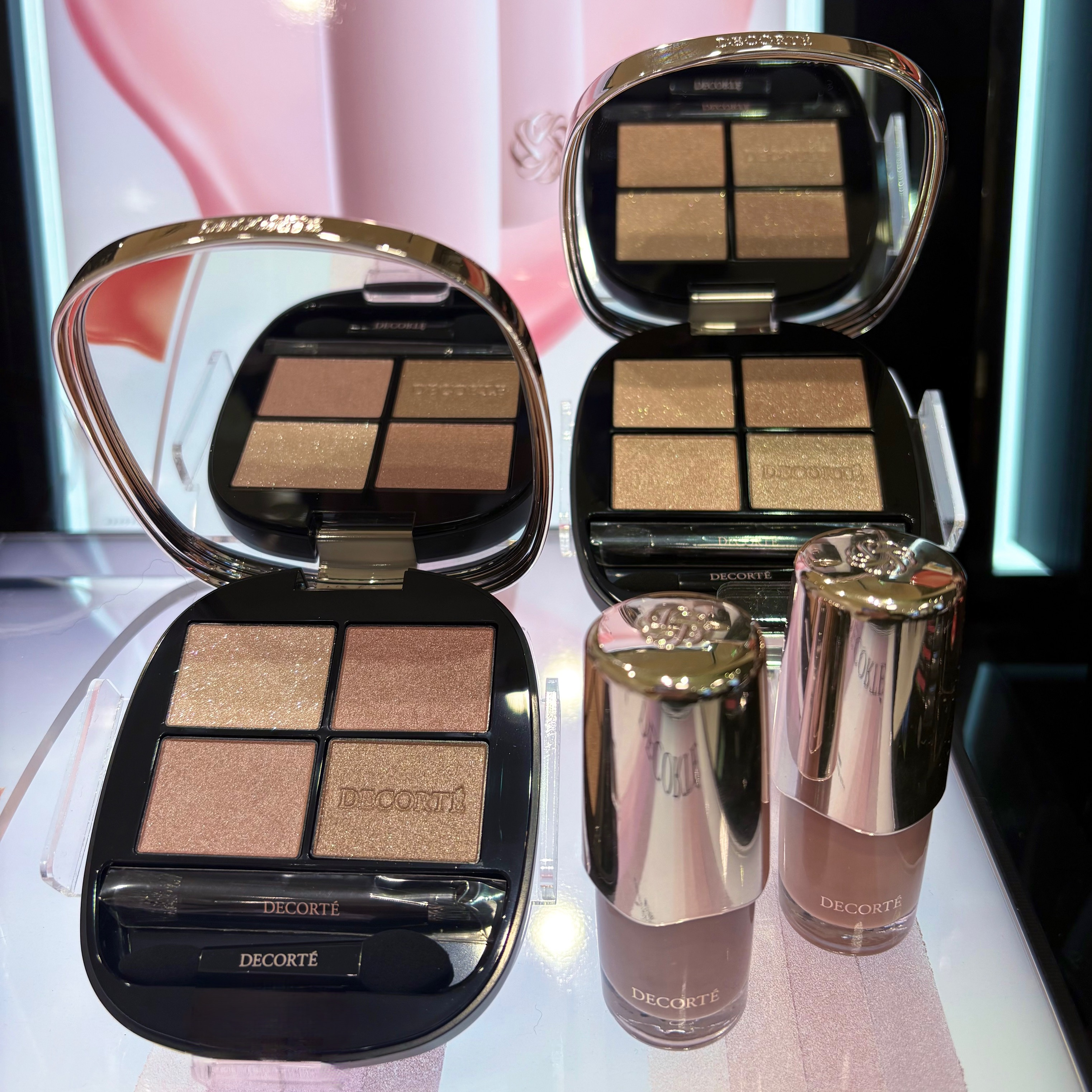 1/16アイシャドウ🌟ネイルのご紹介