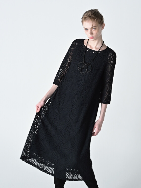 【TABASA】シンプルに華やか！新作ブラックワンピース👗