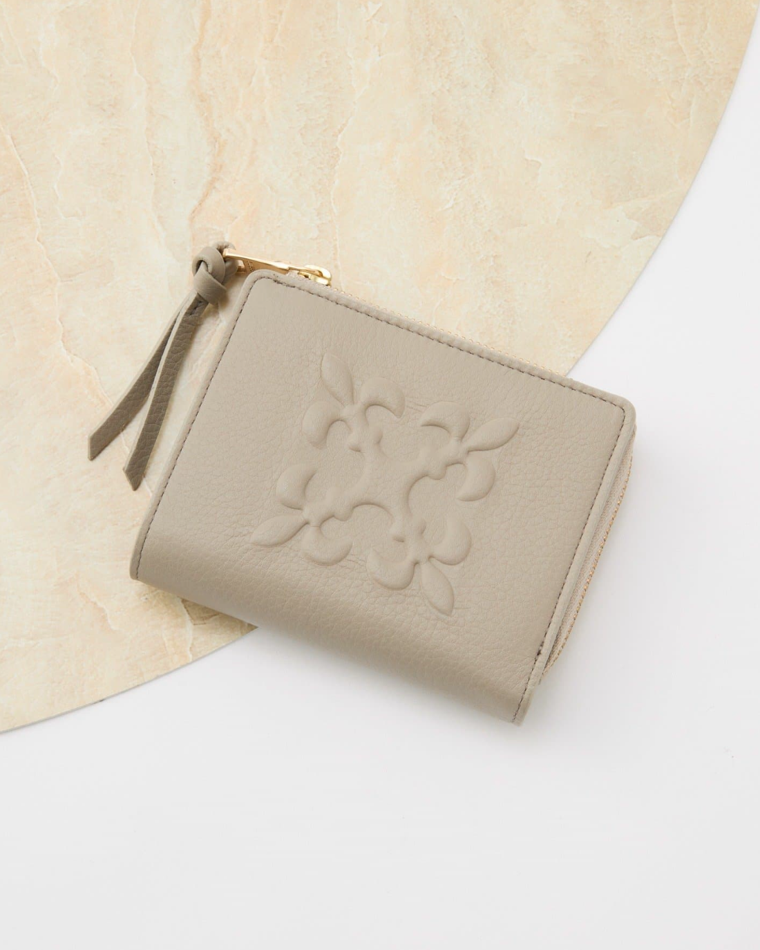 【ラシット】 『12月21日は最強開運日』人気財布のご紹介