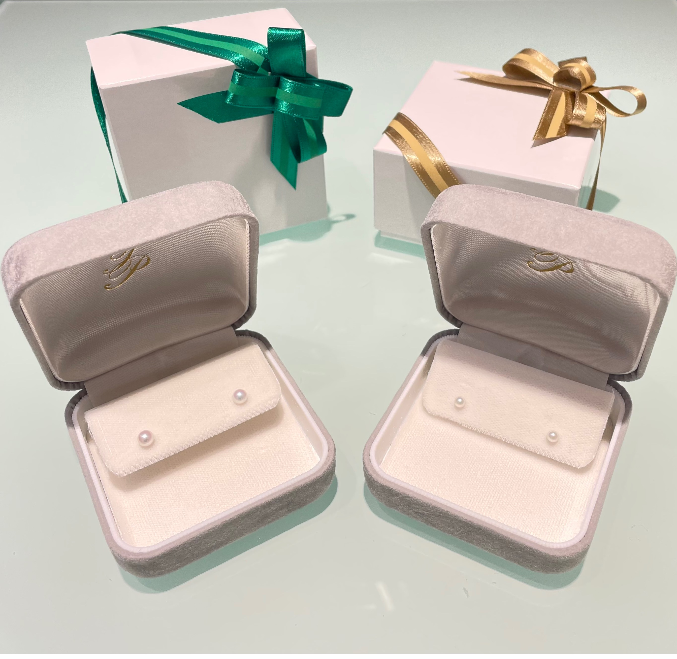 アコヤピアス二点ご紹介✨