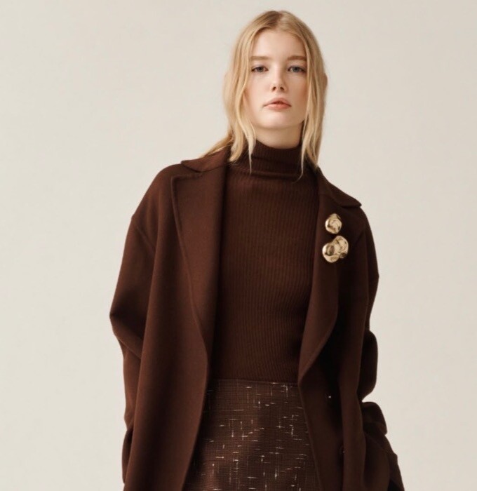 一枚でもインナーでも👌薄手ニット