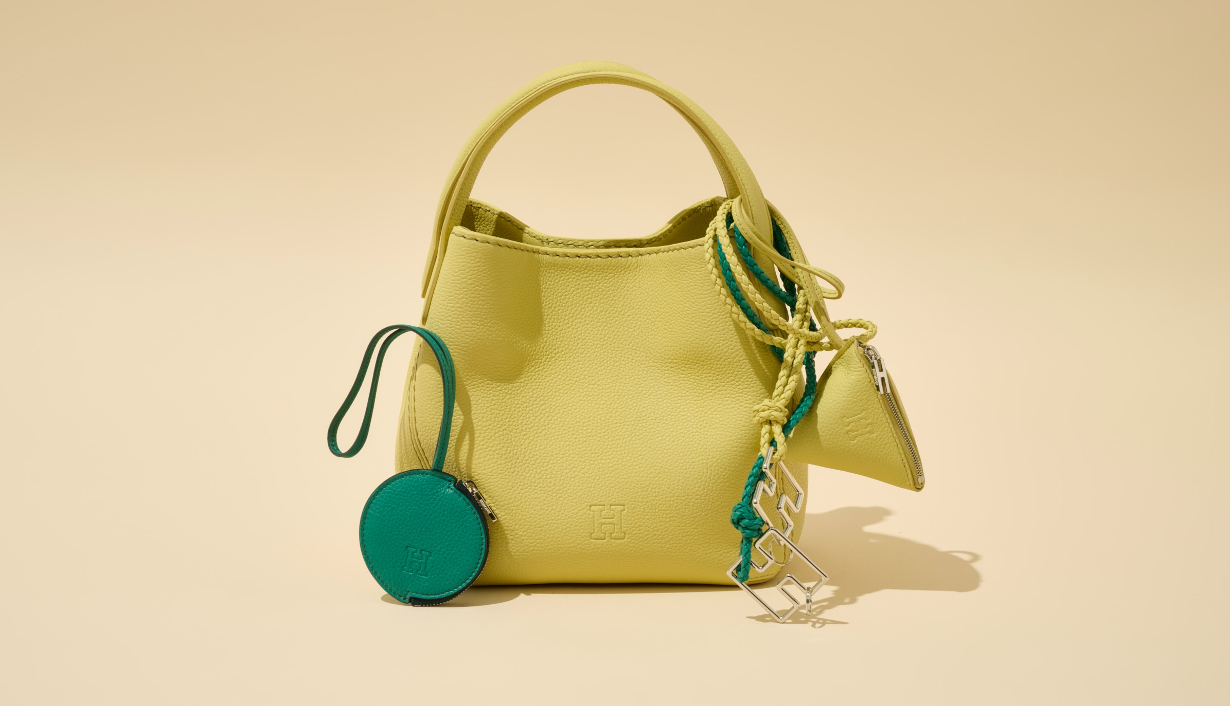 ヒロフ　ビビットな春の新色！