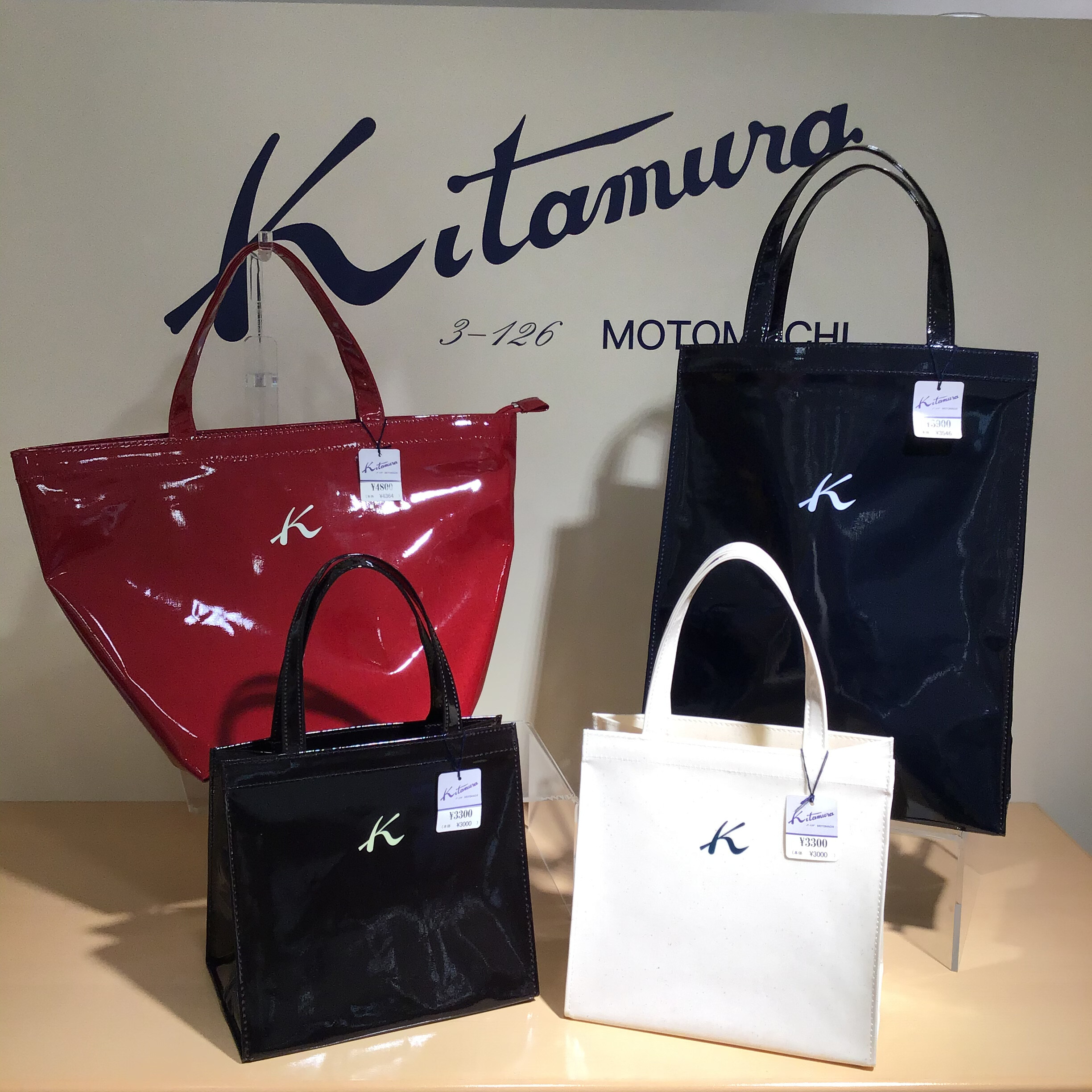 大人気！ビニール素材のバッグのご紹介♪ | キタムラ | ショップブログ