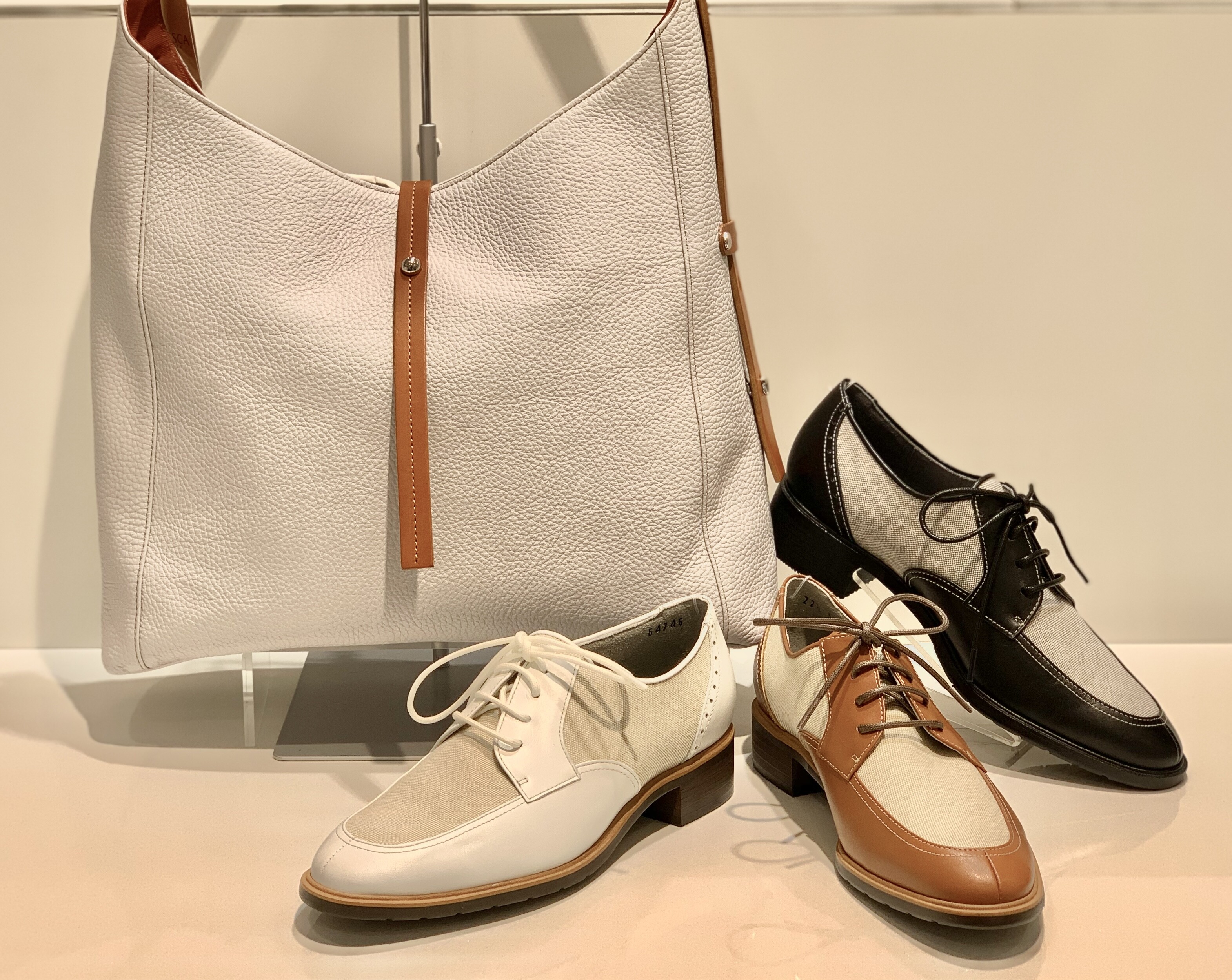カッコよくスマートに👞春の散策を🎵
