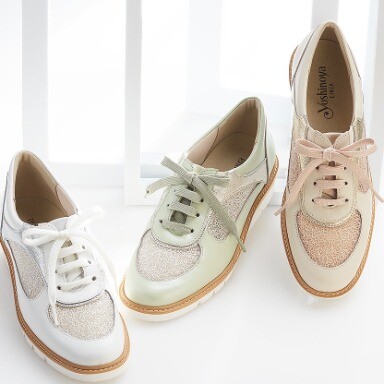 初夏を彩る　足元から涼やかに。イタリア製チュールが輝く新作シューズのご紹介