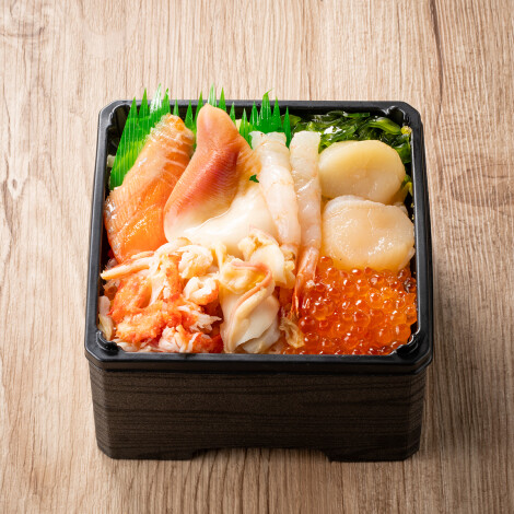 ㊵1975弁当　旭川駅立売商会　北海道産海鮮盛り弁当