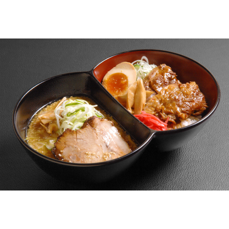 2．札幌ラーメン武蔵
