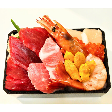 その他【鮨処森山】生本マグロ豪快弁当