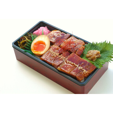 その他実演【ダイニング萬來】さつま角煮弁当