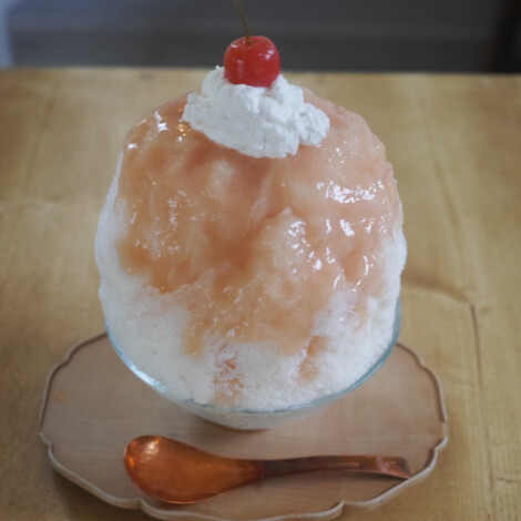 水菓子屋・桃よーぐると
