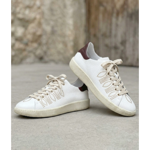 街歩きにおすすめ🙆新作スニーカー👟