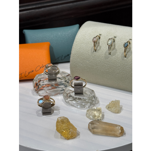 🌷人気のカラーズリング💍