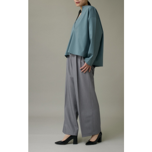 キーネックカットソー