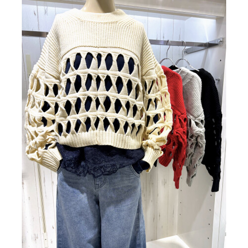 オススメニットコーデ😃