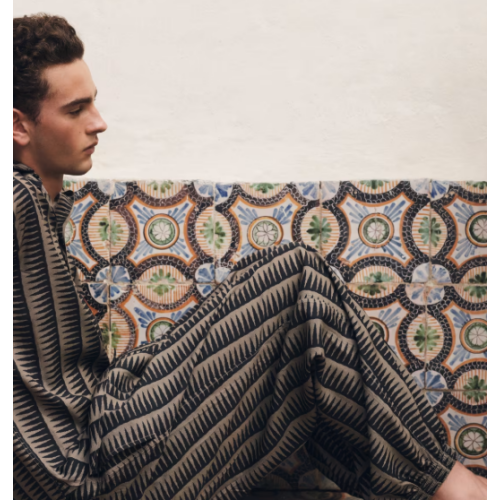 これ一着で決まる。アルマーニの2026年春夏コレクション