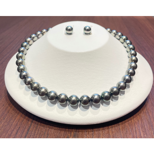 黒蝶真珠フォーマルセットのご案内‼️