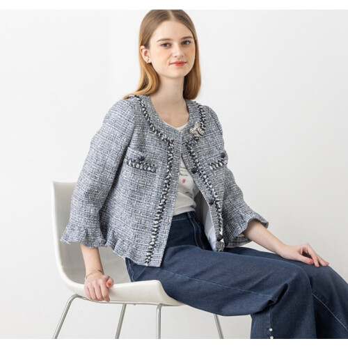 春の気分高まる、軽やかな装い