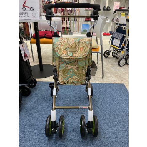 お出掛けが楽しくなるアイテムです