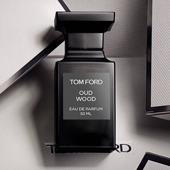 【トム・フォード】化粧品癒しの香り ウード・ウッド