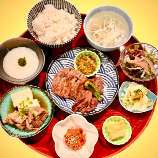 レストラン炭焼牛たん東山　秋のおすすめメニュー