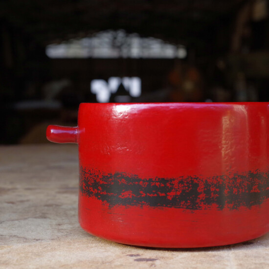 家具や器などの木工品を、木地から漆塗まで一貫して制作〈木工芸　牧野弘樹〉