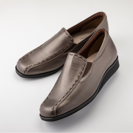 母の日ギフトにおススメ🌸アトリエの定番シューズ👞