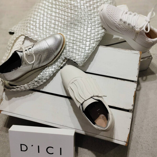 ディッシイ🌠スニーカー新作🌸