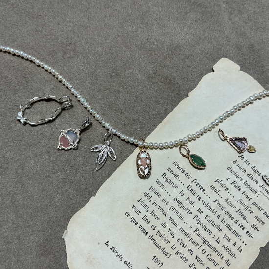 アガットのジュエリーで纏う春🌸