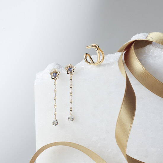【SamanthaTiara】　Holidays Collection フラワーピアス×イヤカフセットのご紹介✨