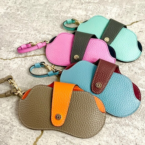 【PELLE BORSA】👜👛メガネケースもこんなに可愛くなっちゃいました！