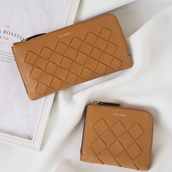 【PELLE BORSA】👜👛NEW!コンパクトサイズ!編み込みレザーのお財布
