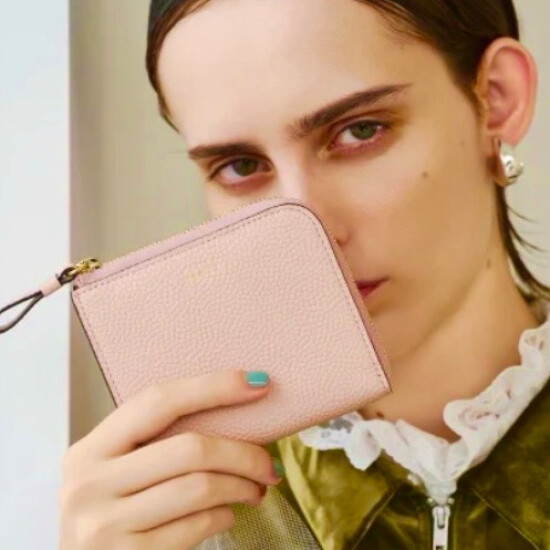 【PELLE BORSA】👜👛新色はペールピンク🎀大人気！コンパクトなお財布