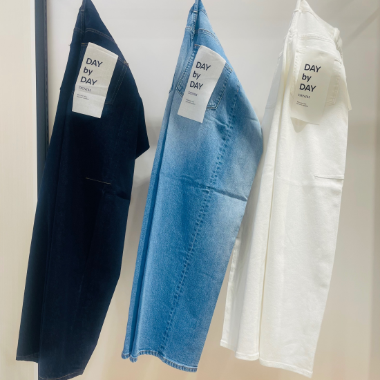 新作デニム入荷　　