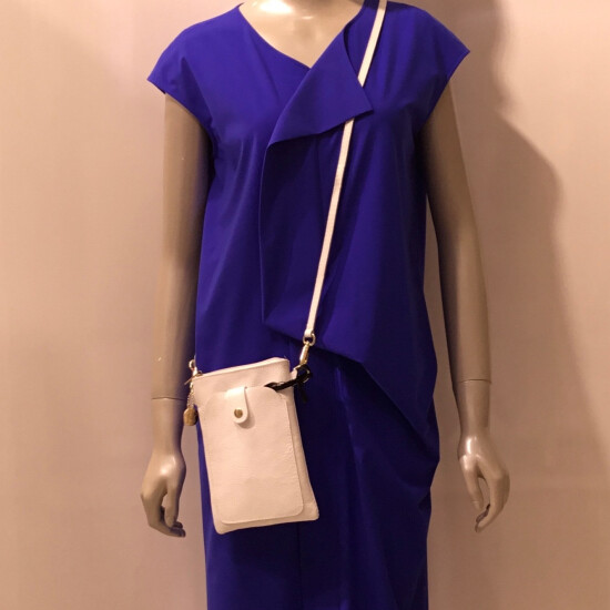 お手入れカンタン✨サスティナブル素材の商品が入荷してます👗👠