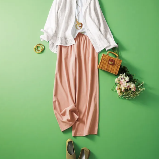 レースでエレガントなお洒落を！