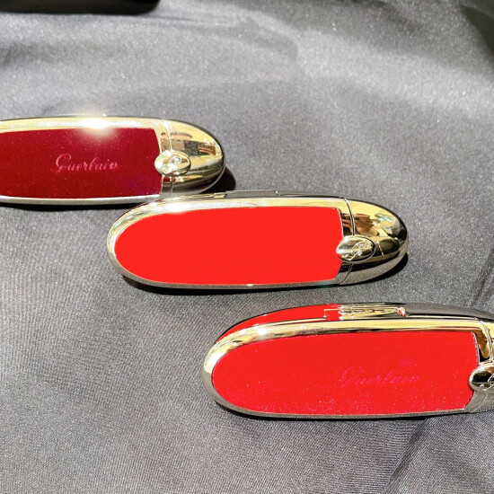 エネルギッシュな気分を盛り上げる赤の限定リップケース❗️💄🌹 | ゲラン | ショップブログ | 大丸福岡天神店
