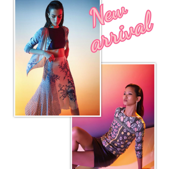 華やかなプリントニット入荷しました✨