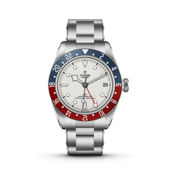 秋の行楽シーズンの相棒に。 BLACK BAY GMT