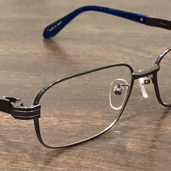 天然素材使用のハイグレードメガネ👓
