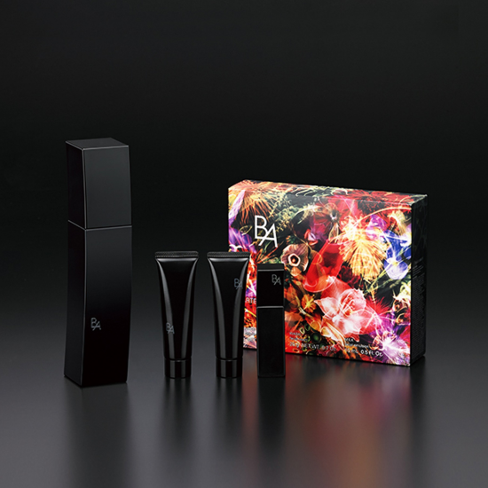 お手入れがもっと楽しくなる　秋の注目コスメ（限定セット編）