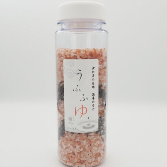 体ぽかぽか、お肌つやつや✨女性のための入浴剤です♡
