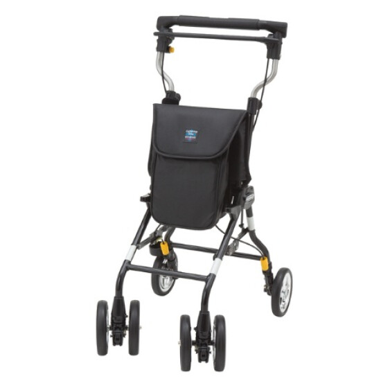 高い持ち手で男性の方にもおすすめのシルバーカー