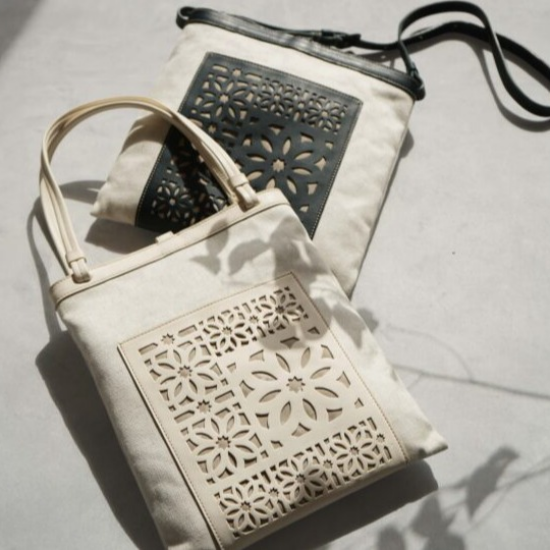 リネンで仕立てた「カットワーク」バッグのご紹介