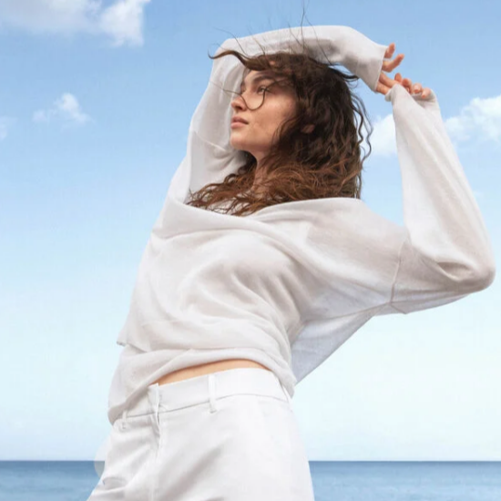 まるで空気のような　FALCONERI  カシミヤエアファイン